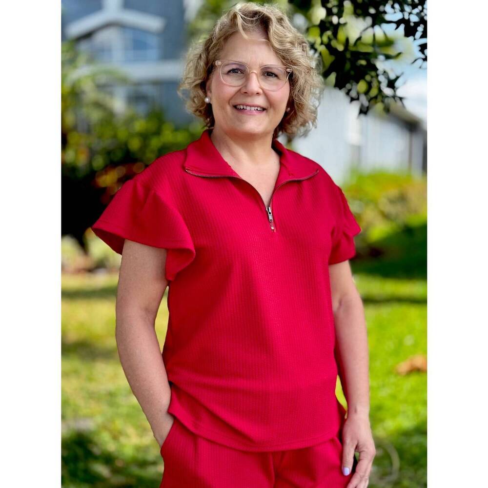 NEW SOUTHERN GRACE sydney quarter zip top in red